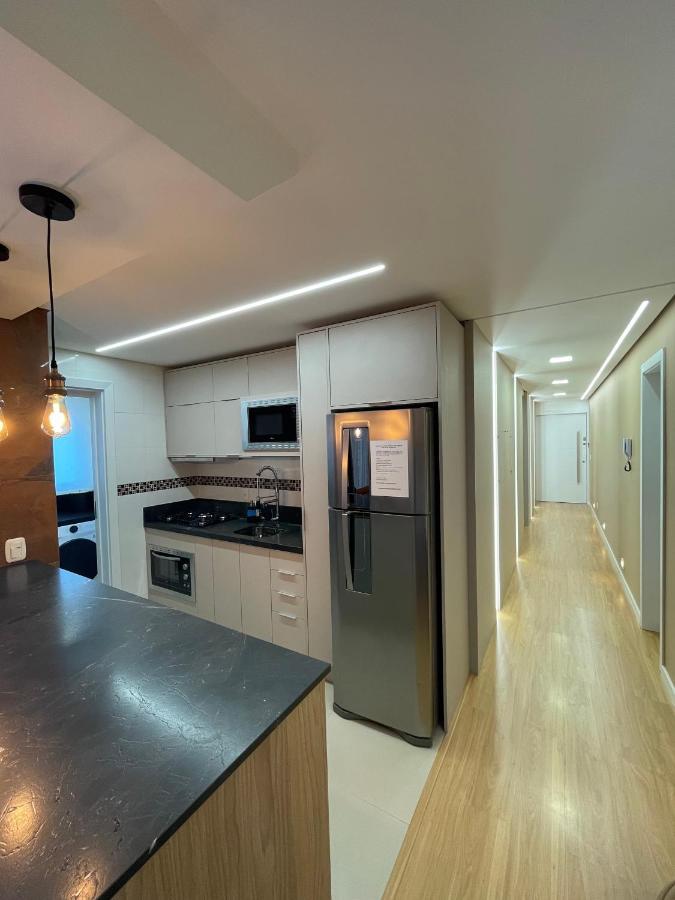 גראמדו Apartamento Espetacular, 2 Suites, A 30M Da Rua Coberta מראה חיצוני תמונה